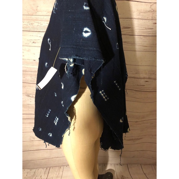 Urban Renewal dark denim tribal print open poncho - Picture 3 of 5